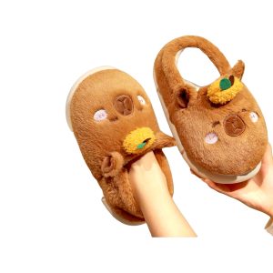 Adorable Highland Cow Plush Christmas Slippers (6)
