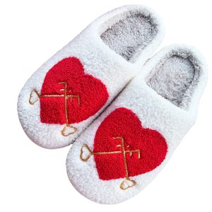 Classic Heart Women's Cozy Valentine Slippers (3)