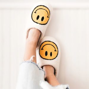 Smiley Face Slippers Trendingslipper.com (12)