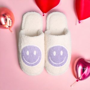 Stay Cozy and Stylish with Women’s Smiley Face Slippers (2)-PhotoRoom(2)
