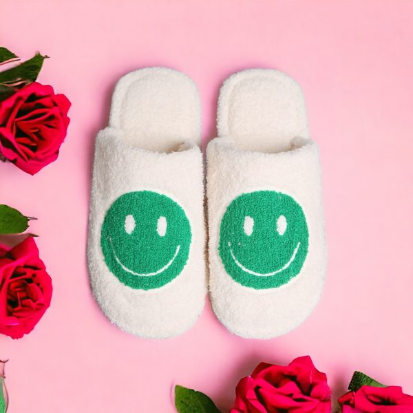 Stay Cozy and Stylish with Women’s Smiley Face Slippers (4)-PhotoRoom