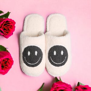 Stay Cozy and Stylish with Women’s Smiley Face Slippers (7)-PhotoRoom