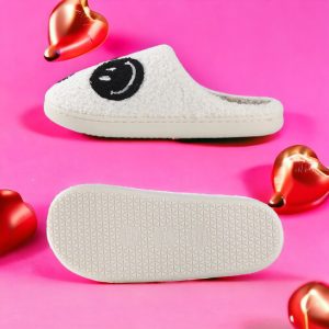 Winter Smile Slippers Christmas Slides with Rubber Sole Cute, Funny House Slippers Slippers for women - 7-PhotoRoom(1)