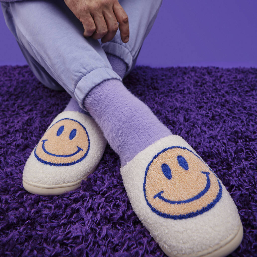 Slippers for the Smiley-Lovers Finding Joy with Women's Smiley Face Slippers