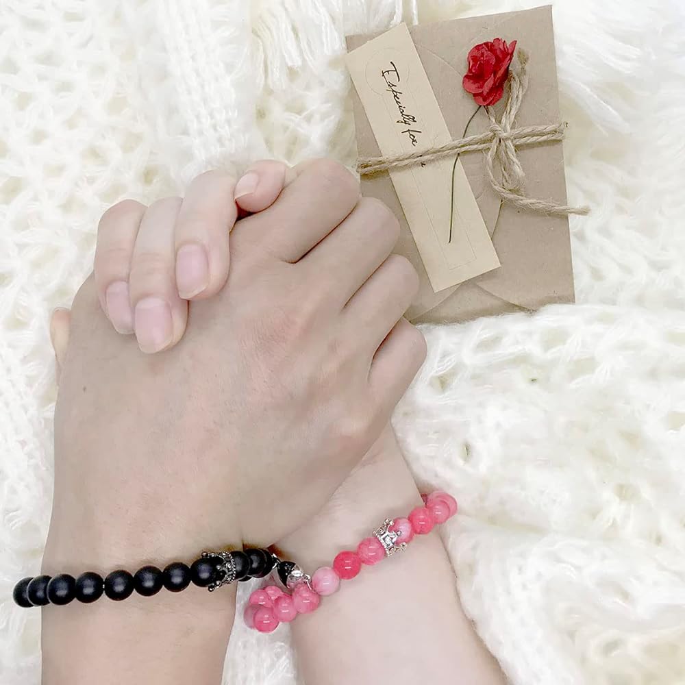 couple-gifts-bracelet-65b063afad655.jpg
