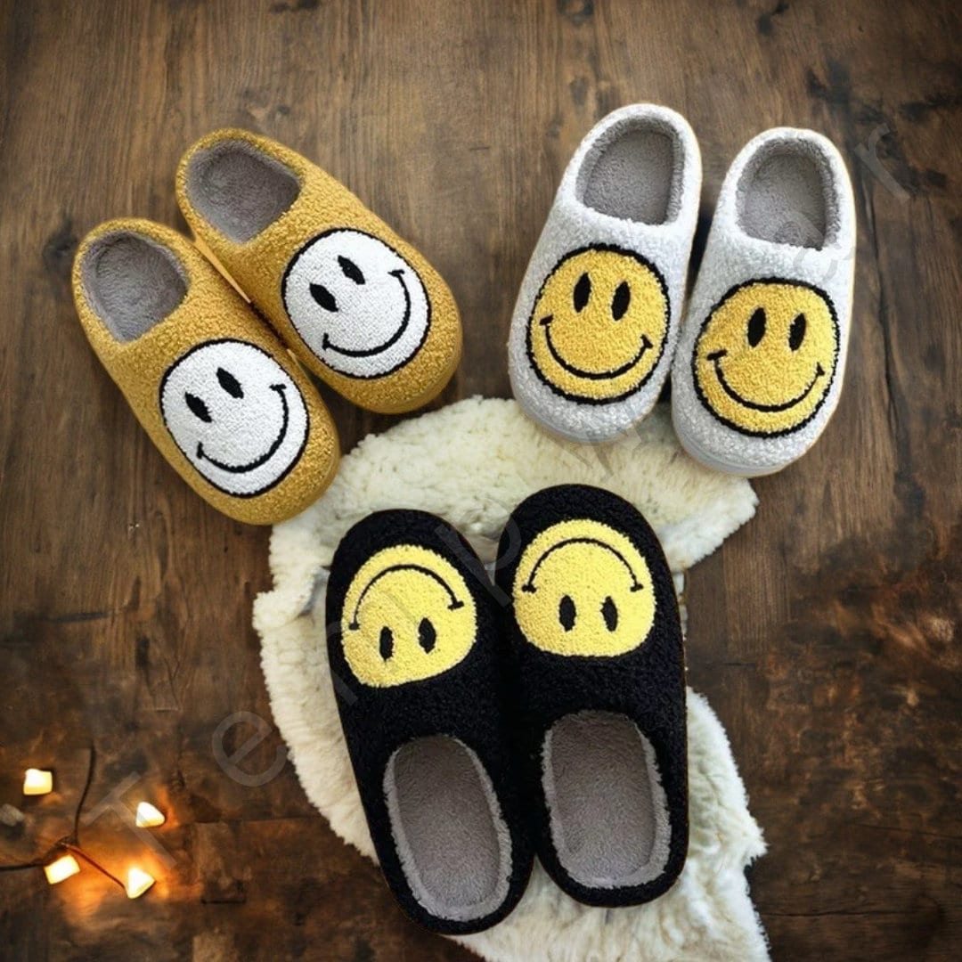 the-joyful-footwear-happy-face-slippers-65ae03fcb1ef8.jpg