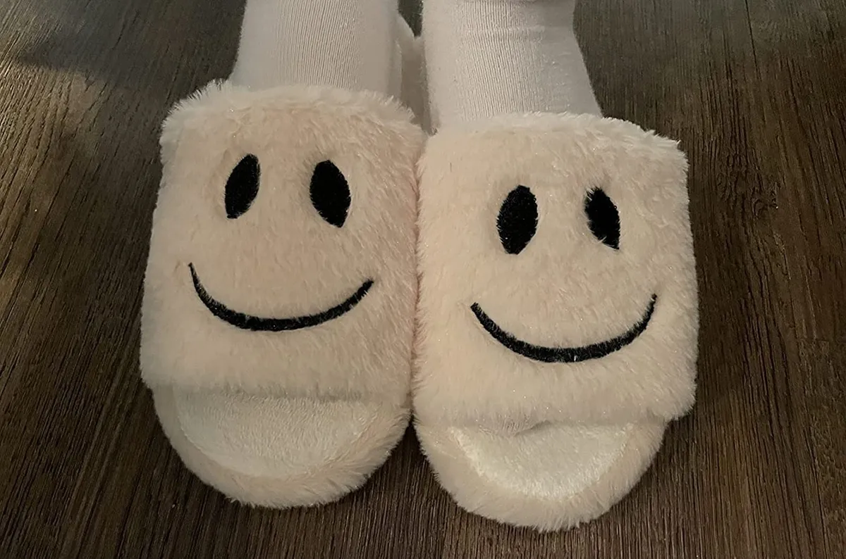 Slippers for the Smiley-Lovers Finding Joy with Women