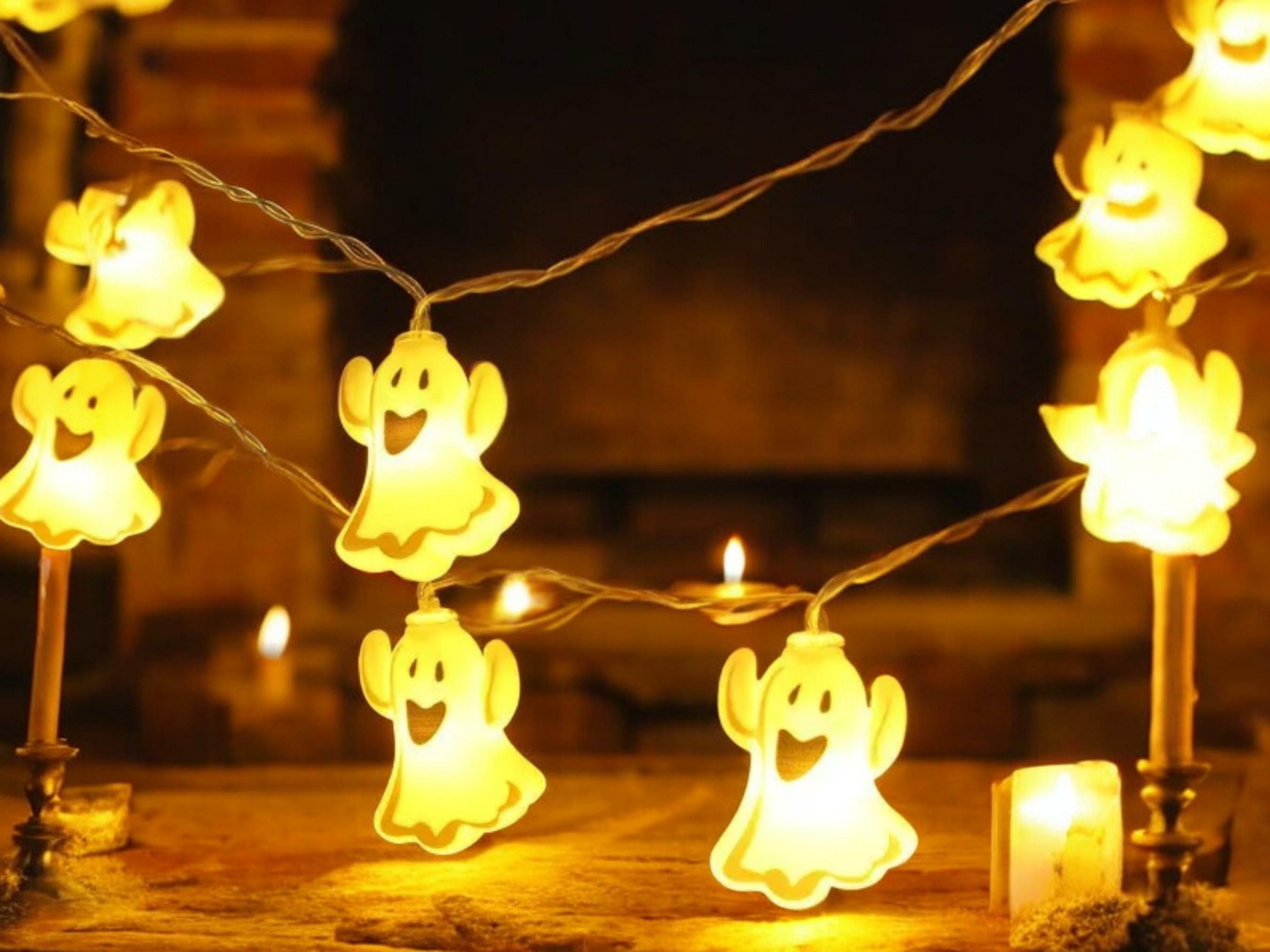 Battery-Powered Ghost LED String Lights - Perfect for Halloween Parties and Indoor Decor