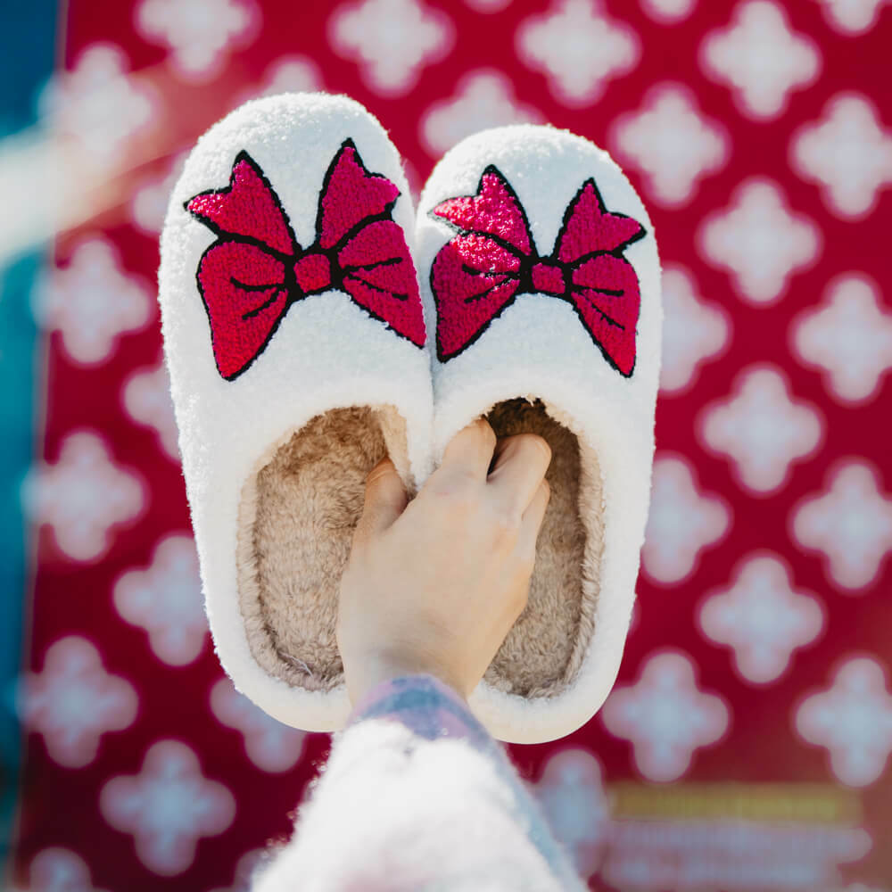 Chic Hot Pink Bow Slippers - Perfect Gift for Loved OnesHoliday Season