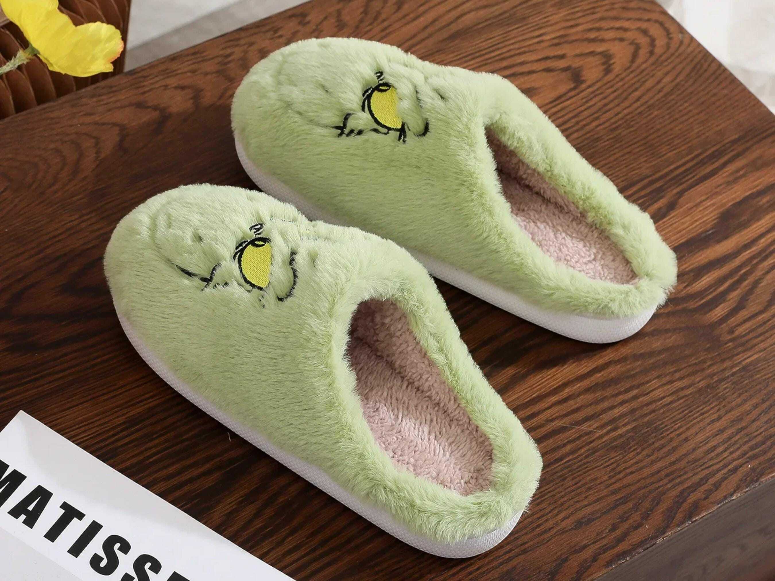 Christmas Green Monster Plush Slippers - Cozy Non-Slip Cotton Shoes for Women - Ideal Holiday Gift