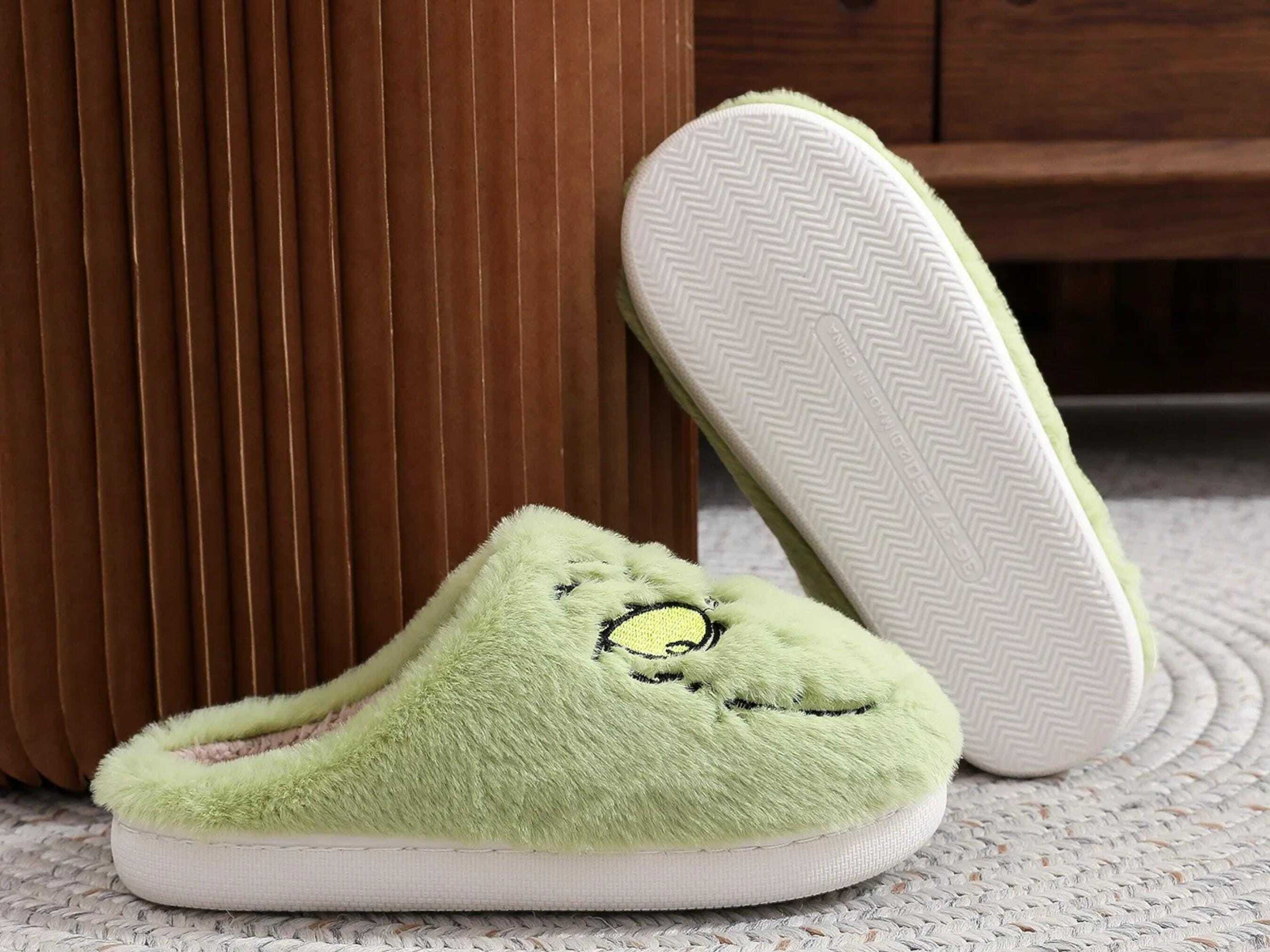 Christmas Green Monster Plush Slippers - Cozy Non-Slip Cotton Shoes for Women - Ideal Holiday Gift