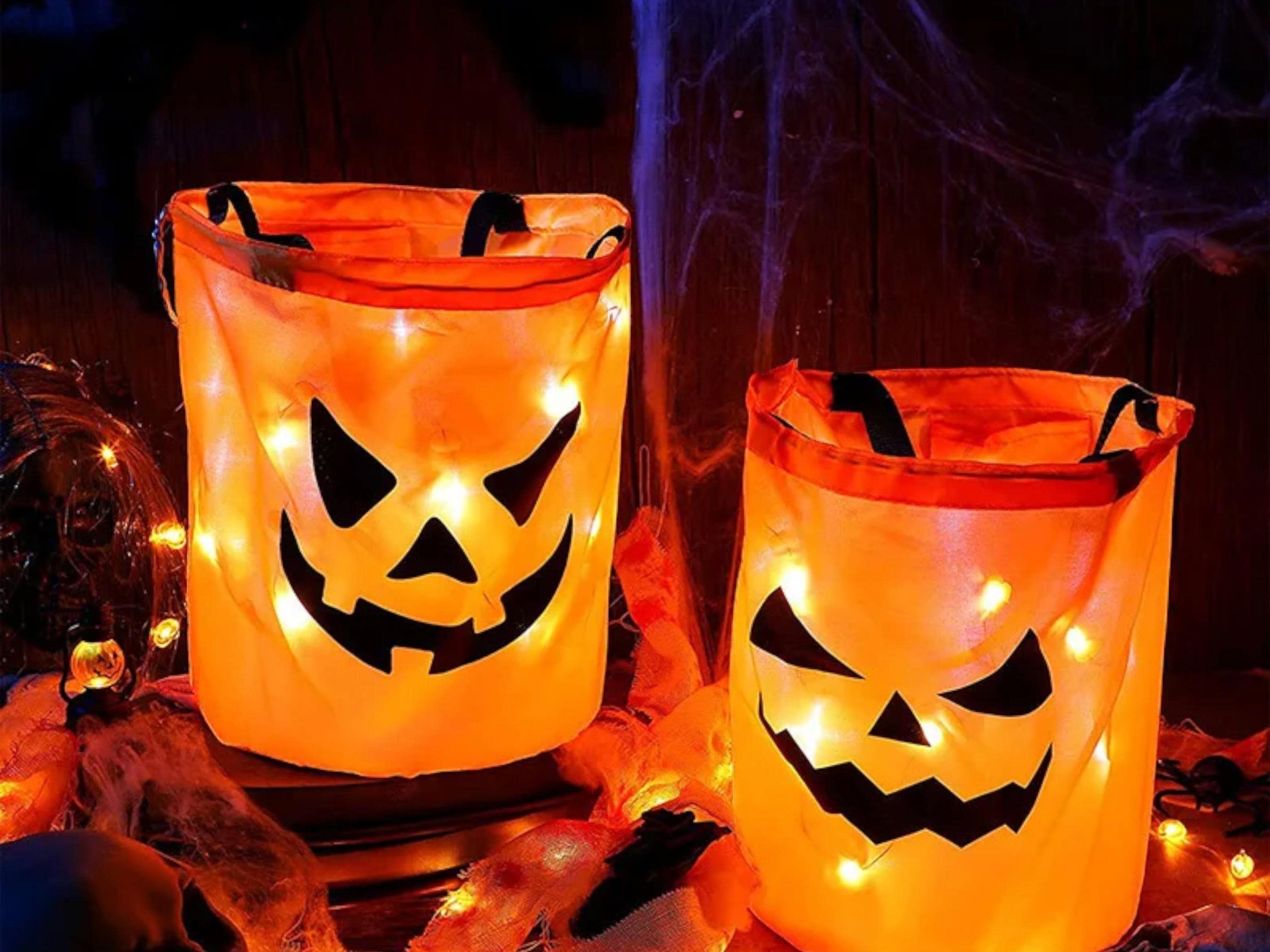 Collapsible LED Light Pumpkin Candy Bag - Perfect for Halloween and Thanksgiving Celebrations