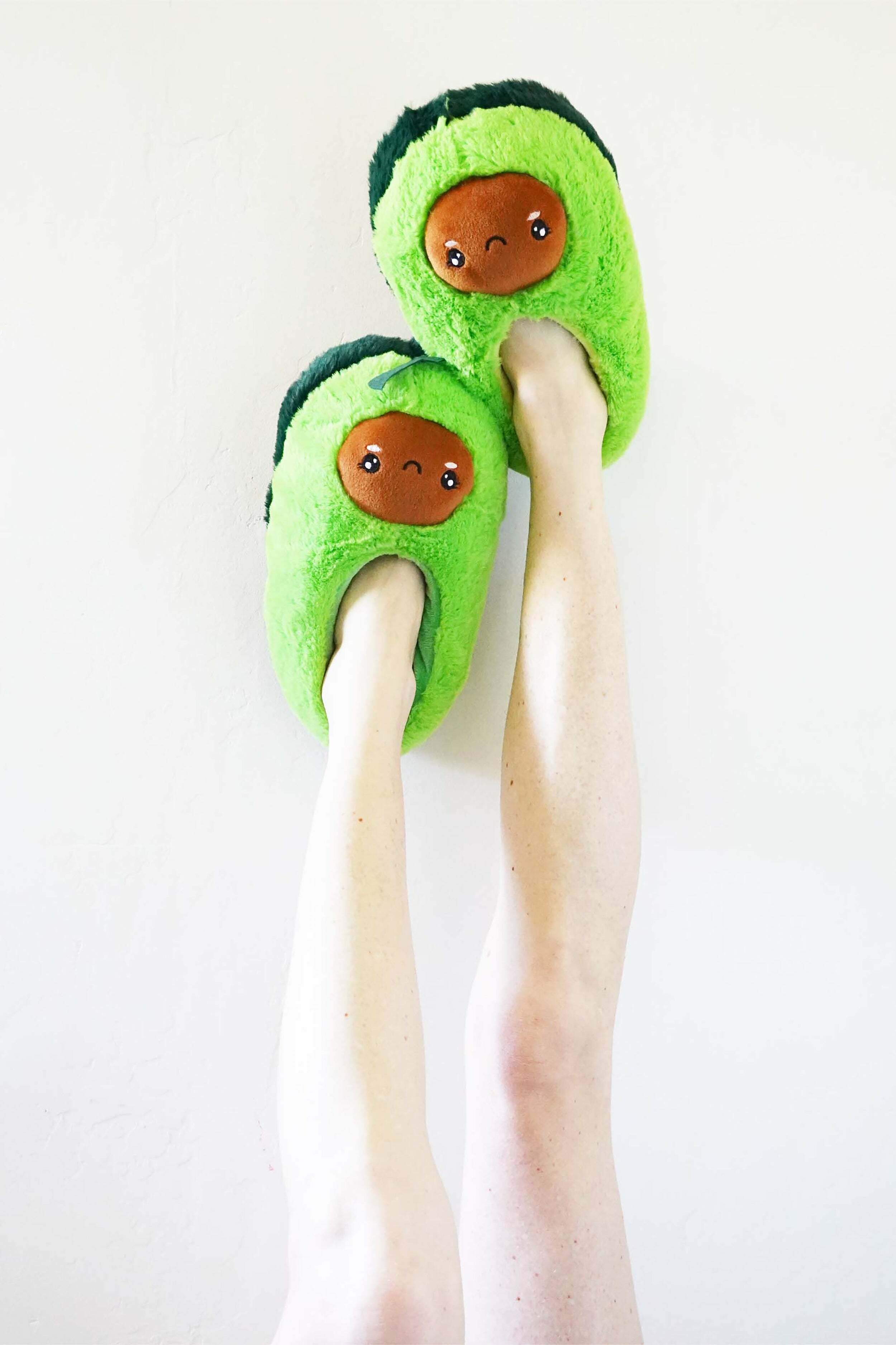 Cozy Avocuddle Fuzzy Slippers - Perfect Gift for Halloween, Christmas, Valentine