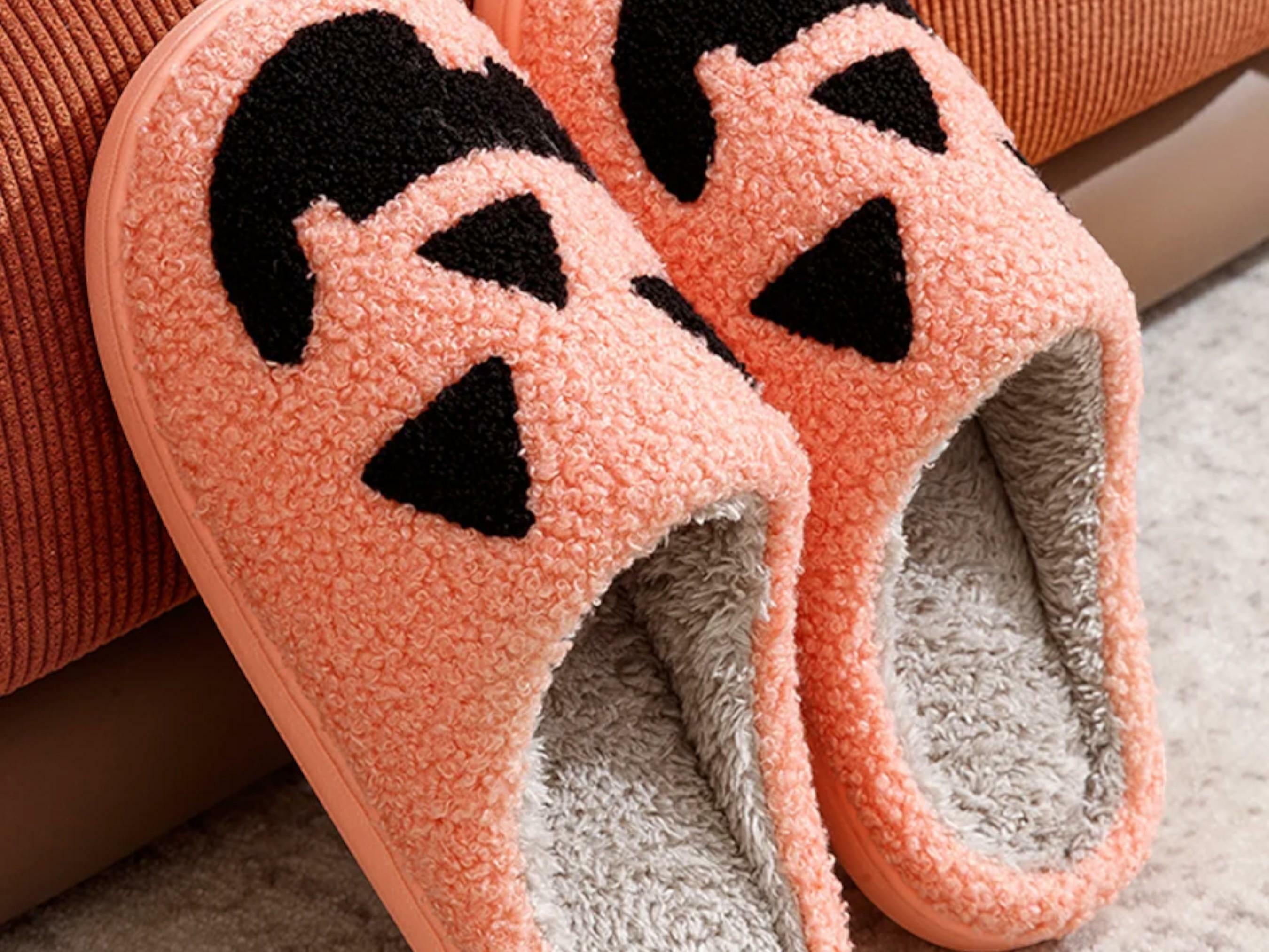 Cozy Cartoon Pumpkin Slippers for Women - Soft Cotton Indoor Shoes, Perfect Holiday Gift