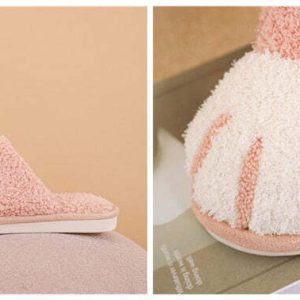 Cozy Cat Paw Slippers - Perfect Gift for Halloween, Christmas, Valentine