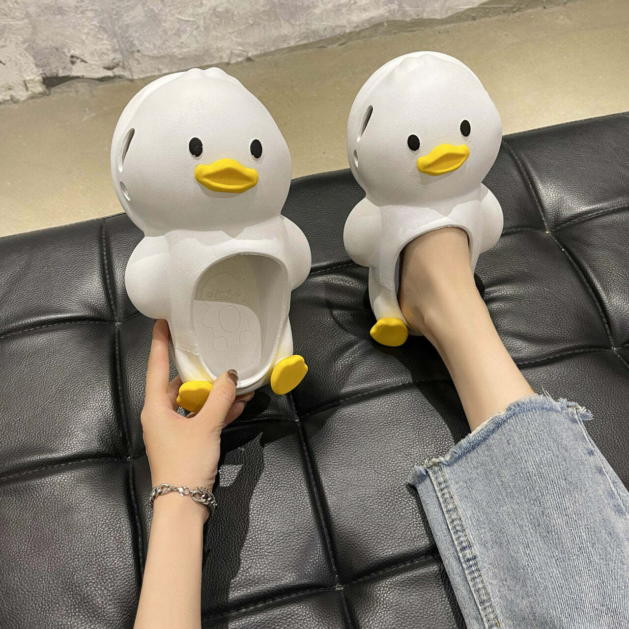 Cozy Duck Slippers - Perfect Gift for Loved OnesHoliday Season