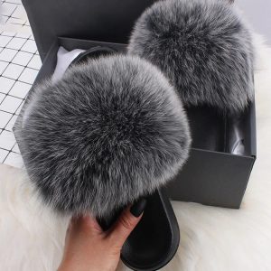 Cozy Faux Fur Slippers - Perfect Holiday Gift for Loved Ones this Christmas and Valentine