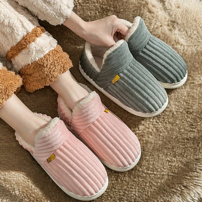 Cozy Fuzzy Slippers for Women, Warm Outdoor Slides - Perfect Holiday Gift for Loved Ones