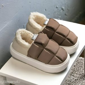 Cozy Plush Women's Slides - Warm Jacket Slippers for Outdoor Use, Perfect Holiday Gift