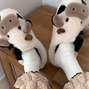 Cuddly Cow Plush Slippers - Whimsical Comfort Perfect for Holiday Gifts and Cozy Nights