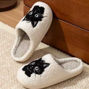 Cute Black Cat Plush Slippers - Comfy Halloween Footwear, Perfect Gift for Spooky Season