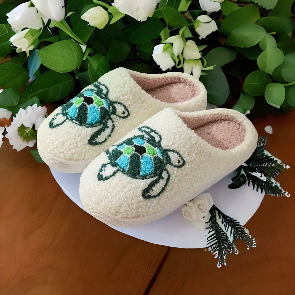 Cute Cartoon Turtle Winter Slippers for Couples - Cozy Home Footwear, Perfect Holiday Gift