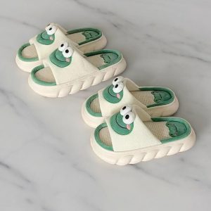 Cute Frog Slippers - Funny Animal Slides, Perfect Gift for Christmas, Valentine, or Birthdays