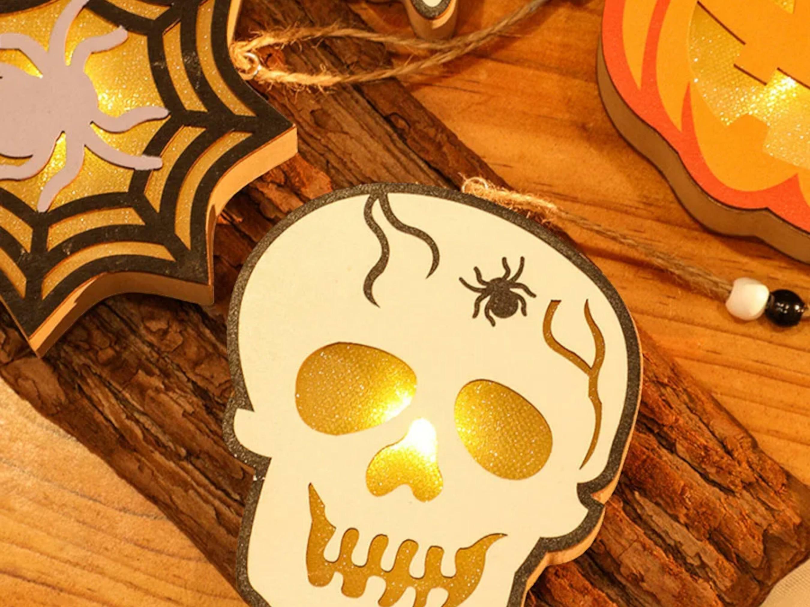 Halloween Wooden Pumpkin Lantern - Handheld Skull & Spider Nightlight Keychain Gift for Lovers