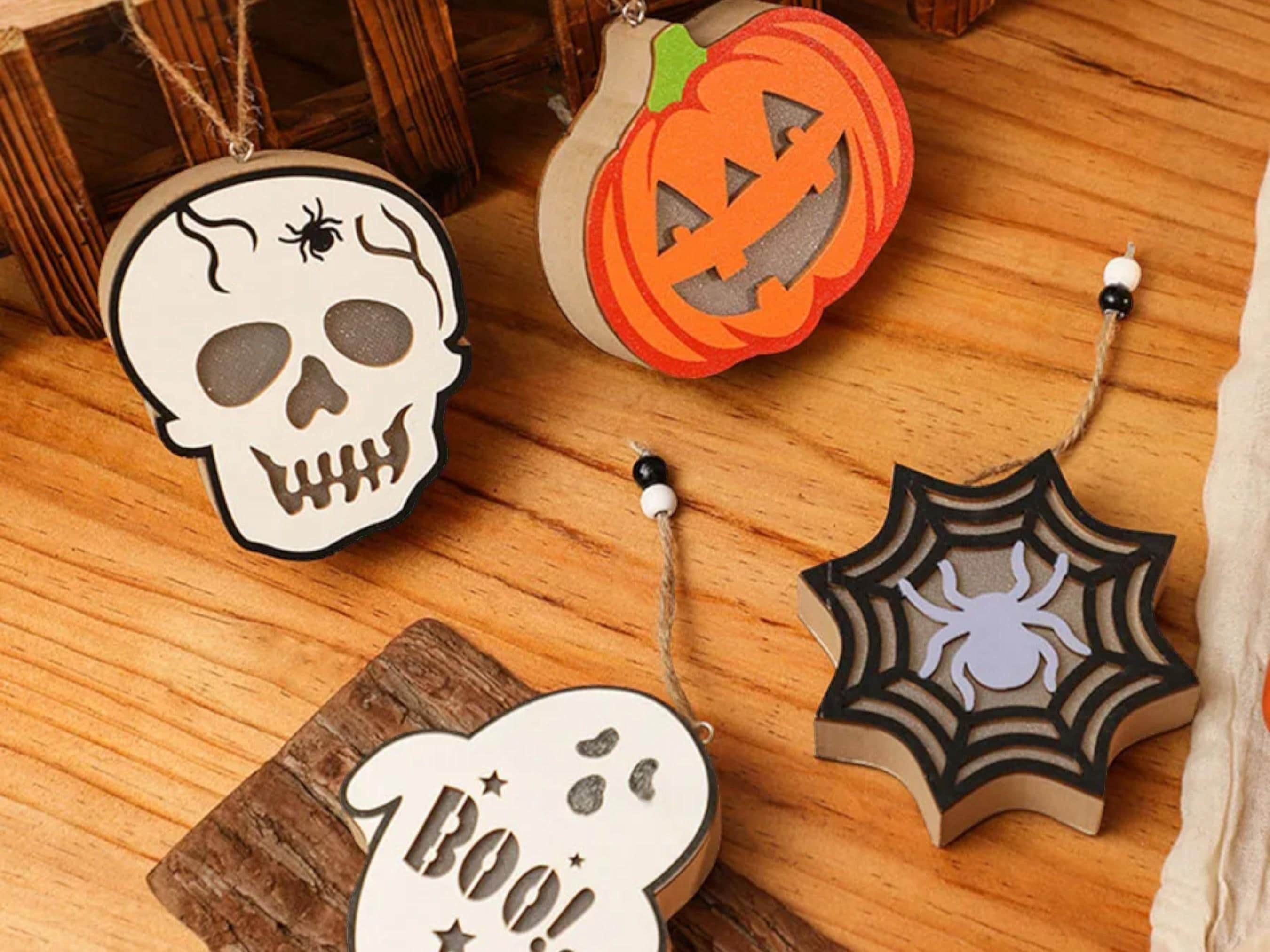 Halloween Wooden Pumpkin Lantern - Handheld Skull & Spider Nightlight Keychain Gift for Lovers