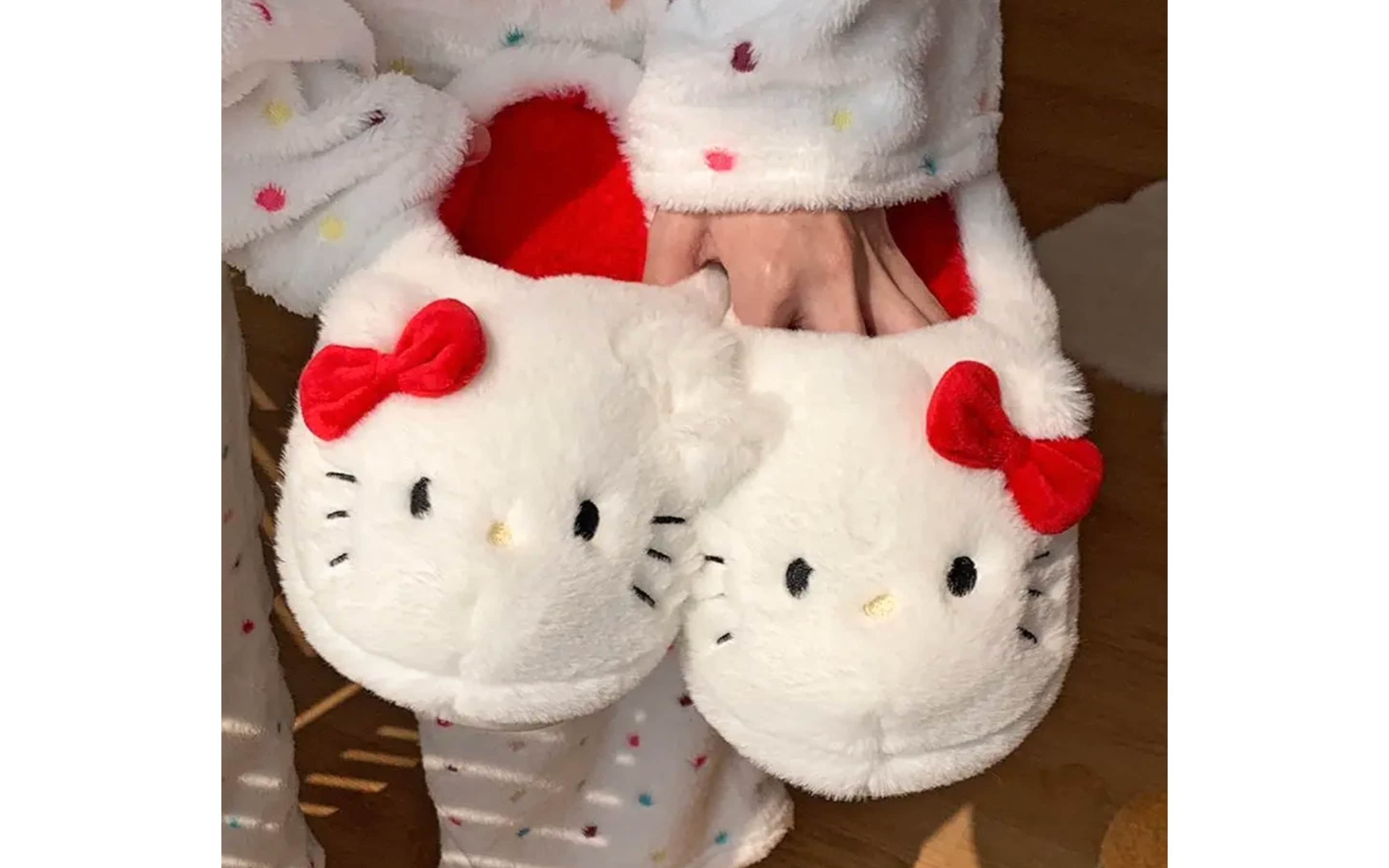 Hello Kitty Cartoon Women's Cozy Cotton Slippers - Perfect Gifts and Special Occasions