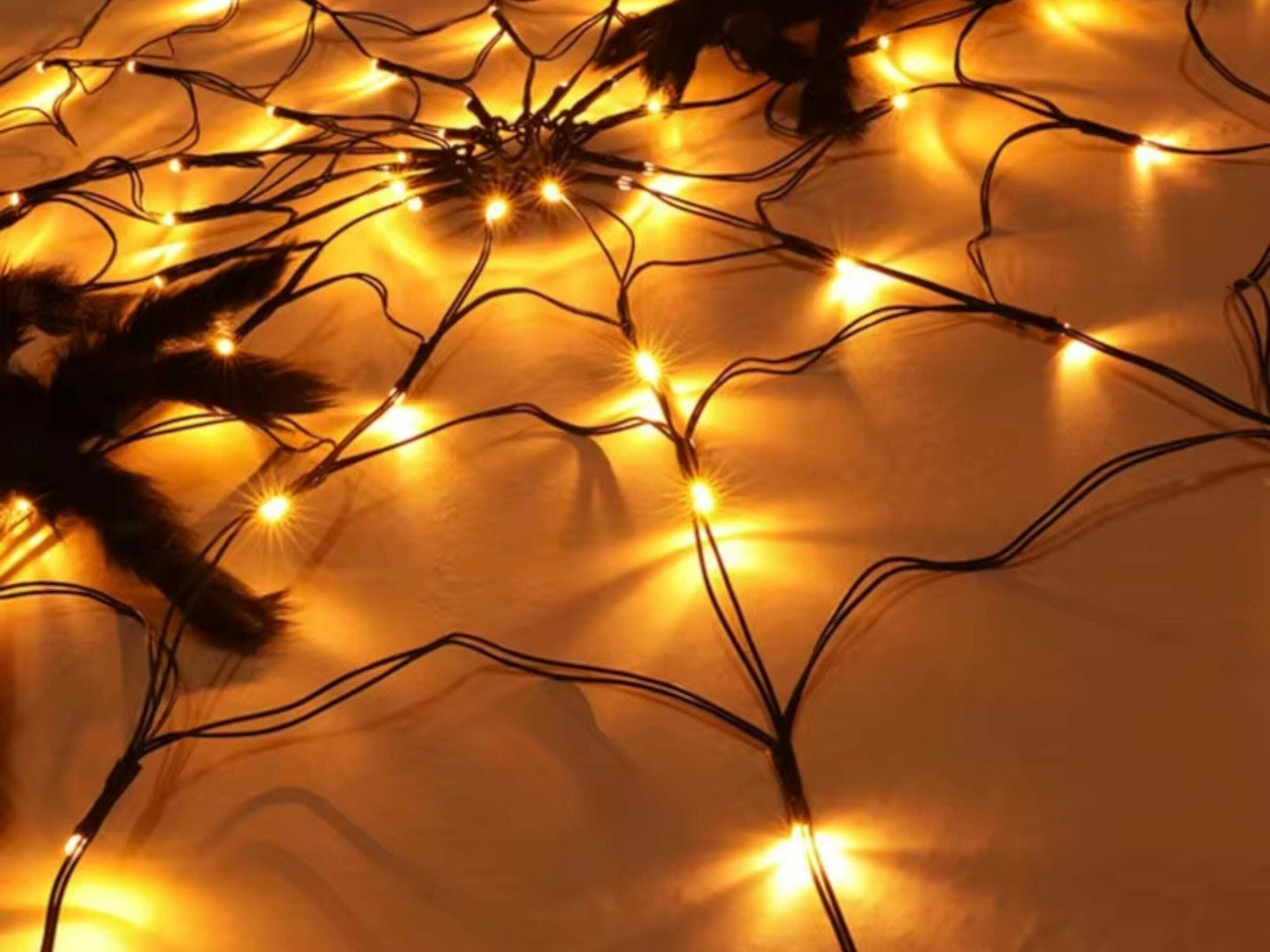 LED Spider Web String Lights with Remote - 8 Modes for Indoor/Outdoor Halloween Decor Gift