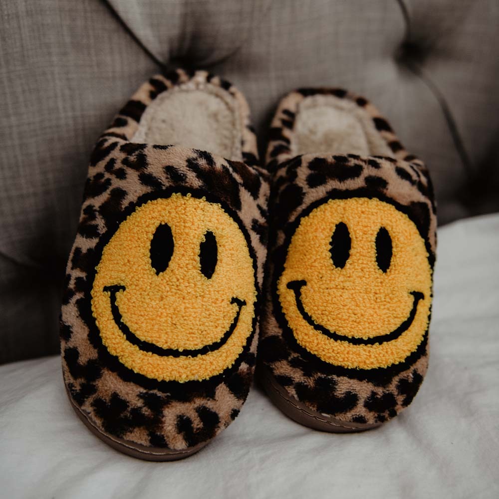 Leopard Print Happy Face Slippers - Perfect Gift for Halloween, Christmas, Valentine