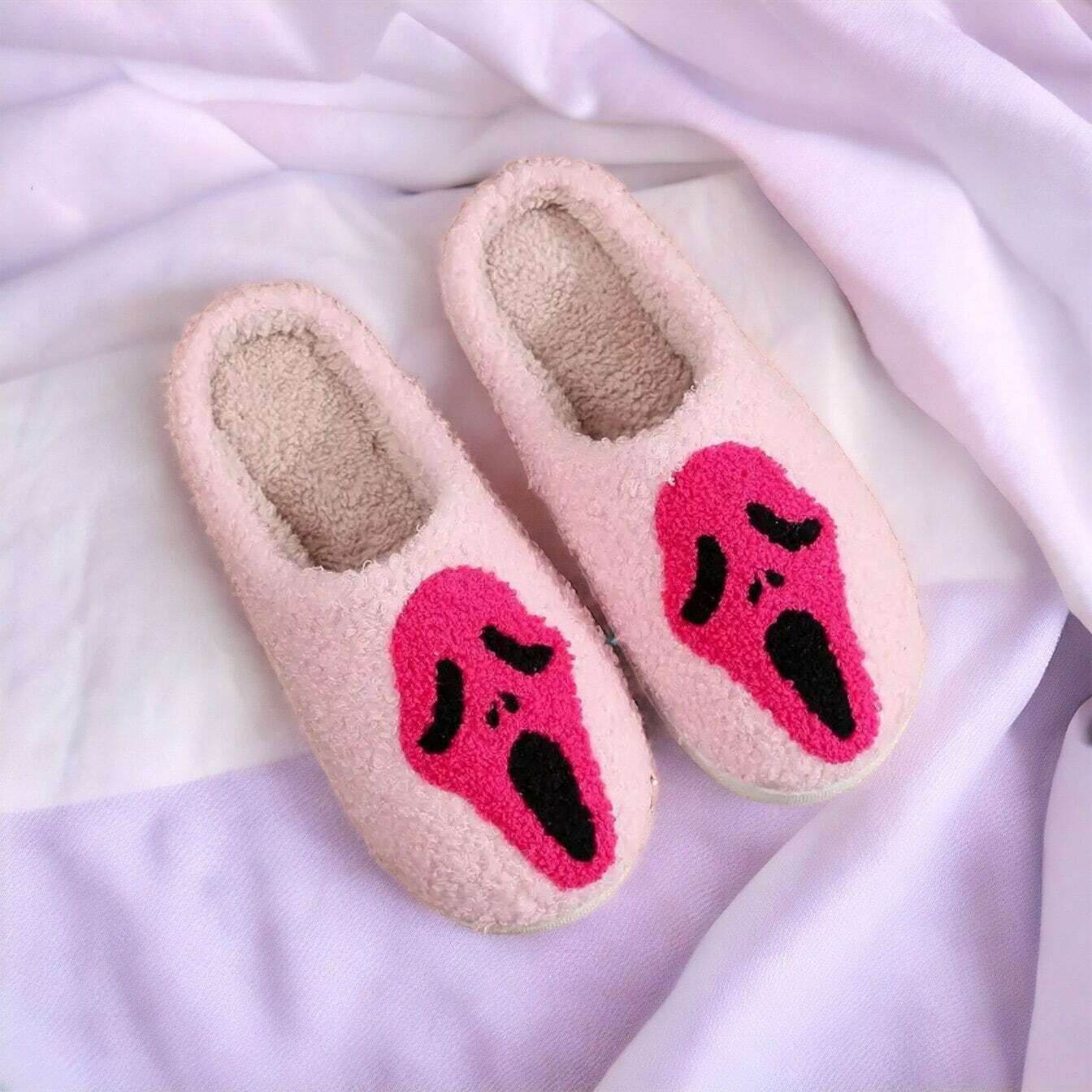 Scream Mask Fluffy Slippers for Women and Men - Cute Horror Home Footwear Gift for Holidays