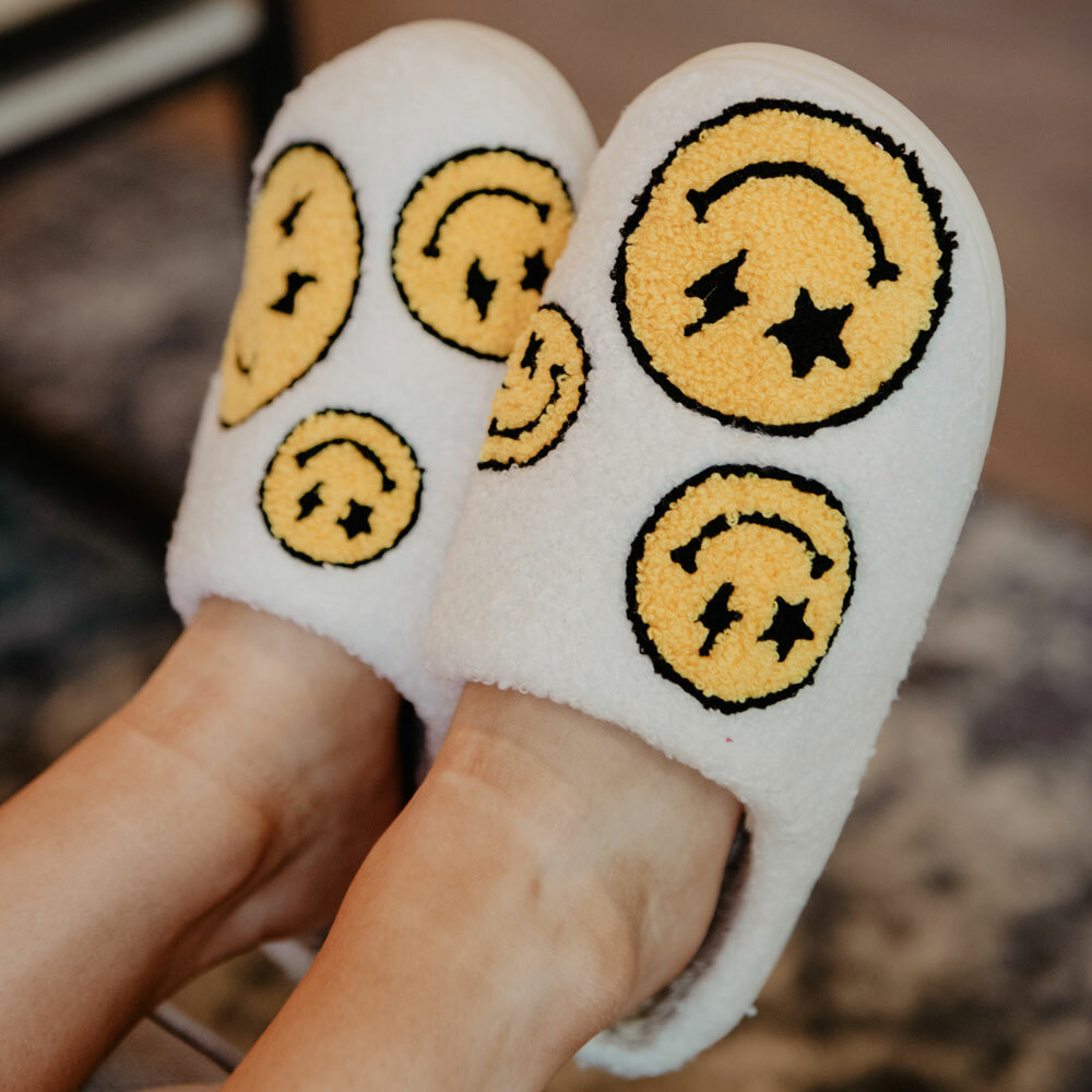 Star and Lightning Eyes Happy Faces Slippers for Women - Perfect Holiday Gift for Loved Ones